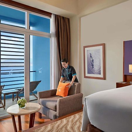 Novotel На Транг Екстериор снимка