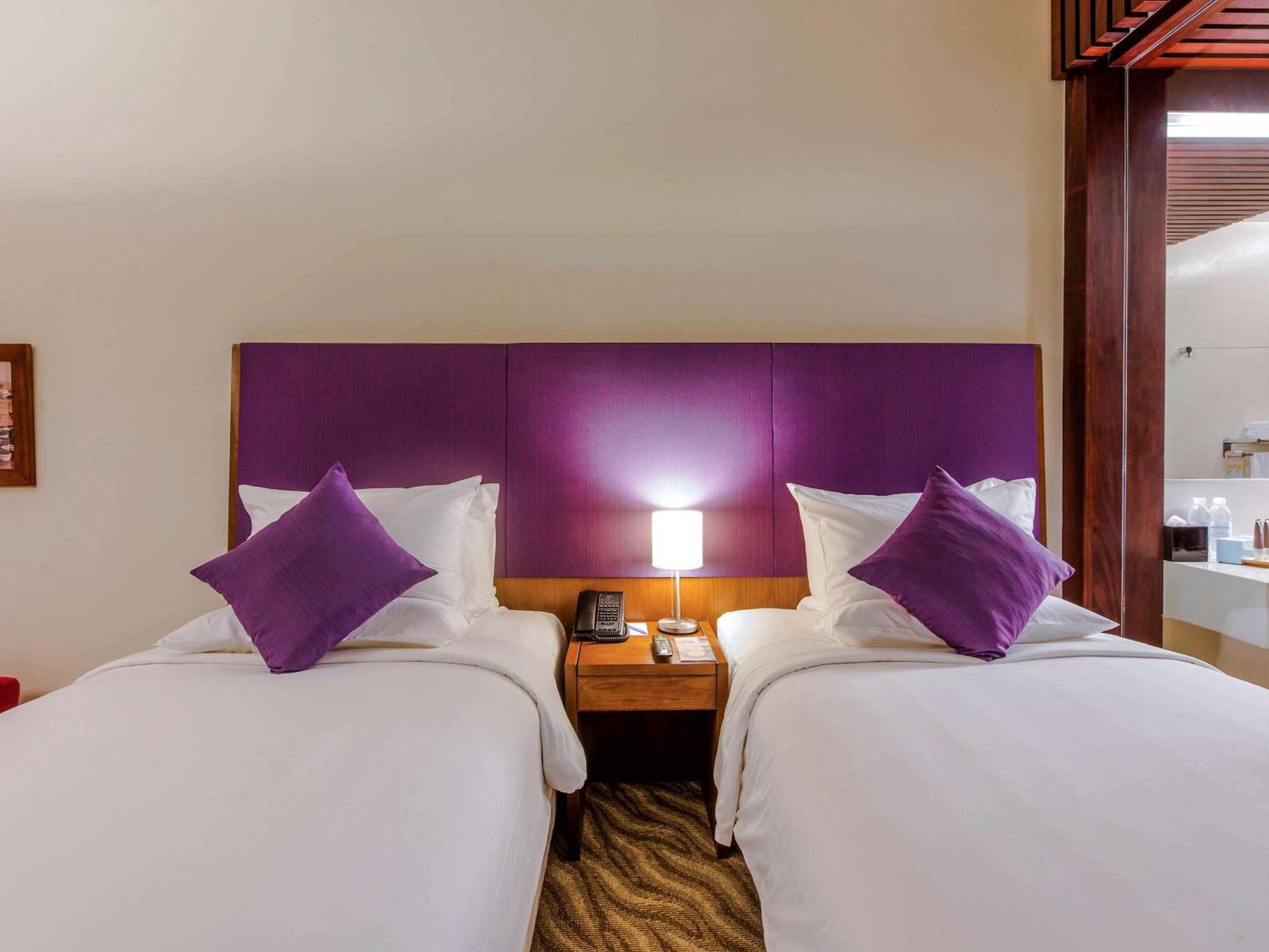 Novotel На Транг Екстериор снимка