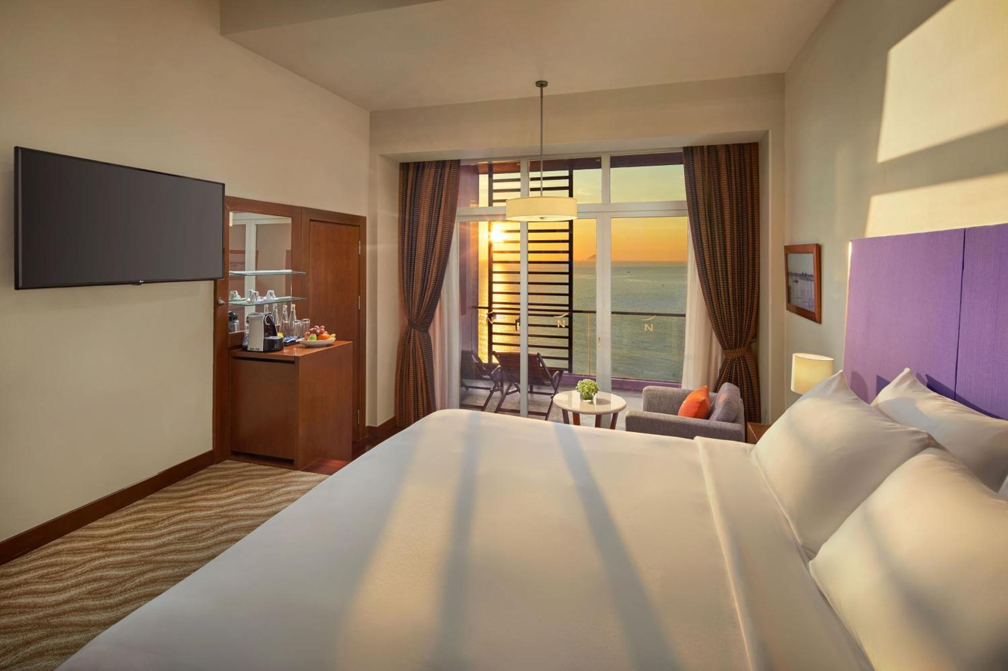 Novotel На Транг Екстериор снимка