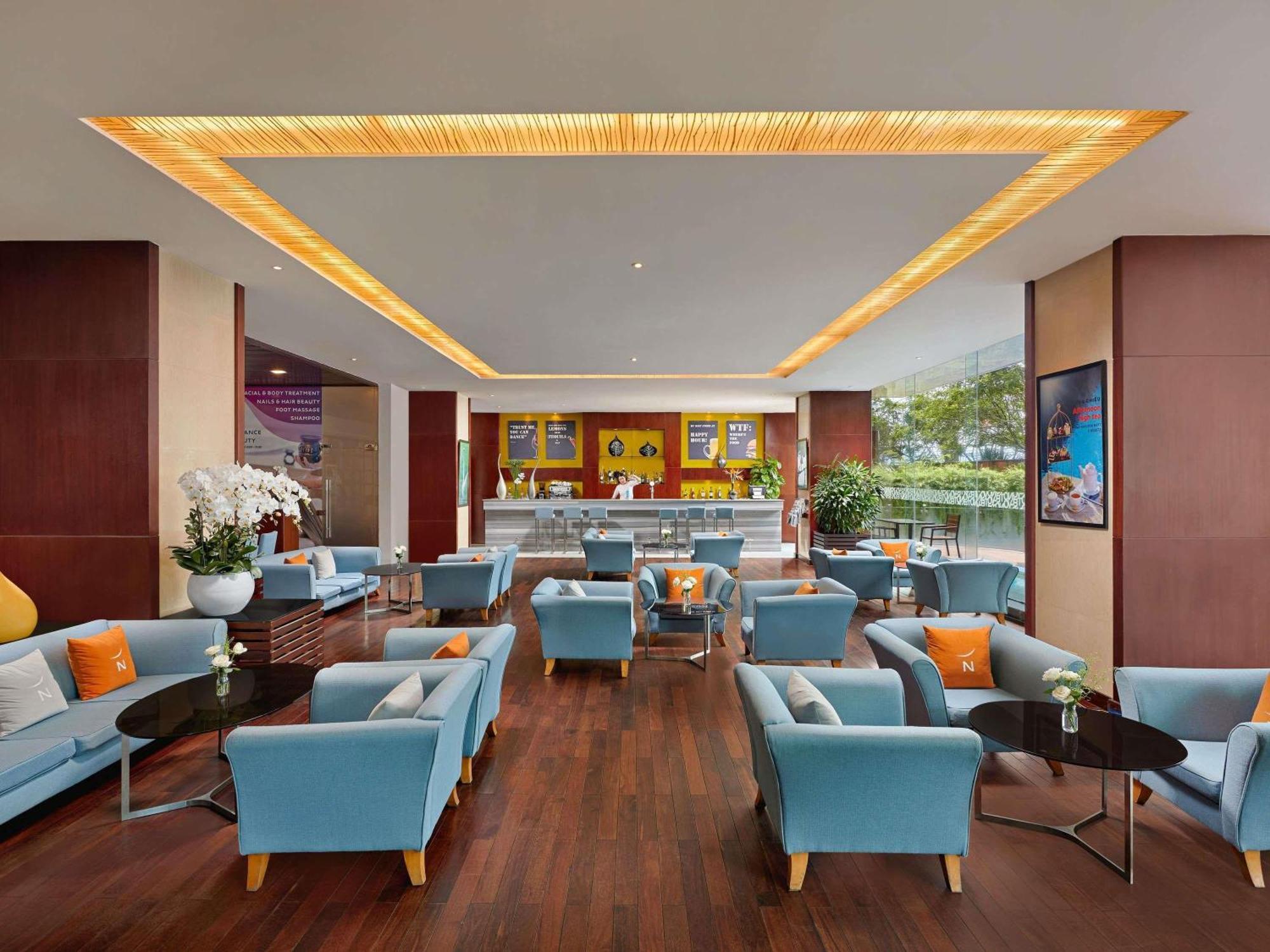 Novotel На Транг Екстериор снимка