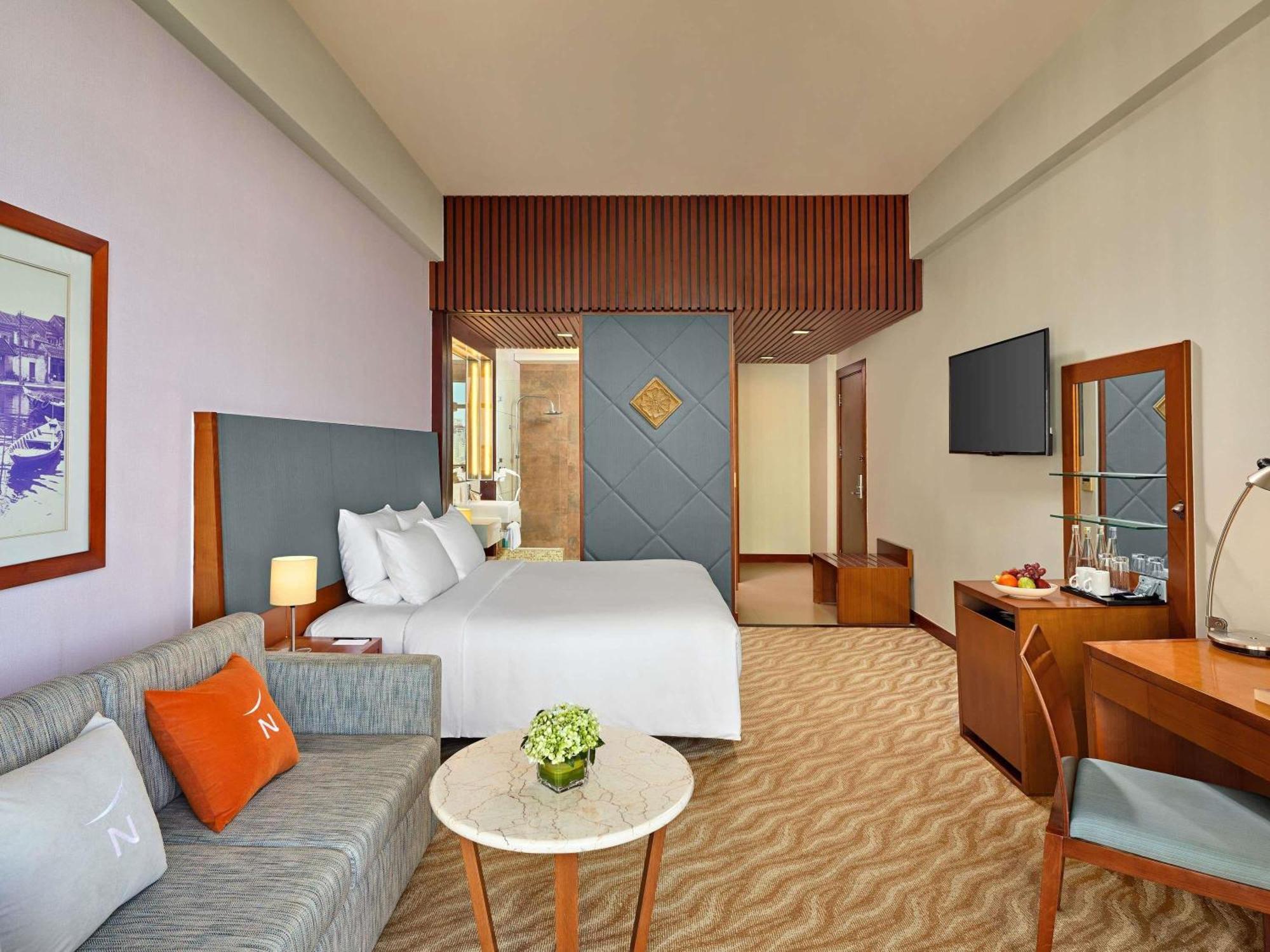 Novotel На Транг Екстериор снимка